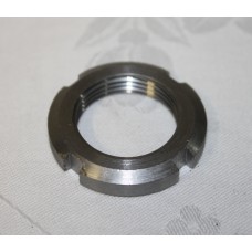 zetor-mutter-970722